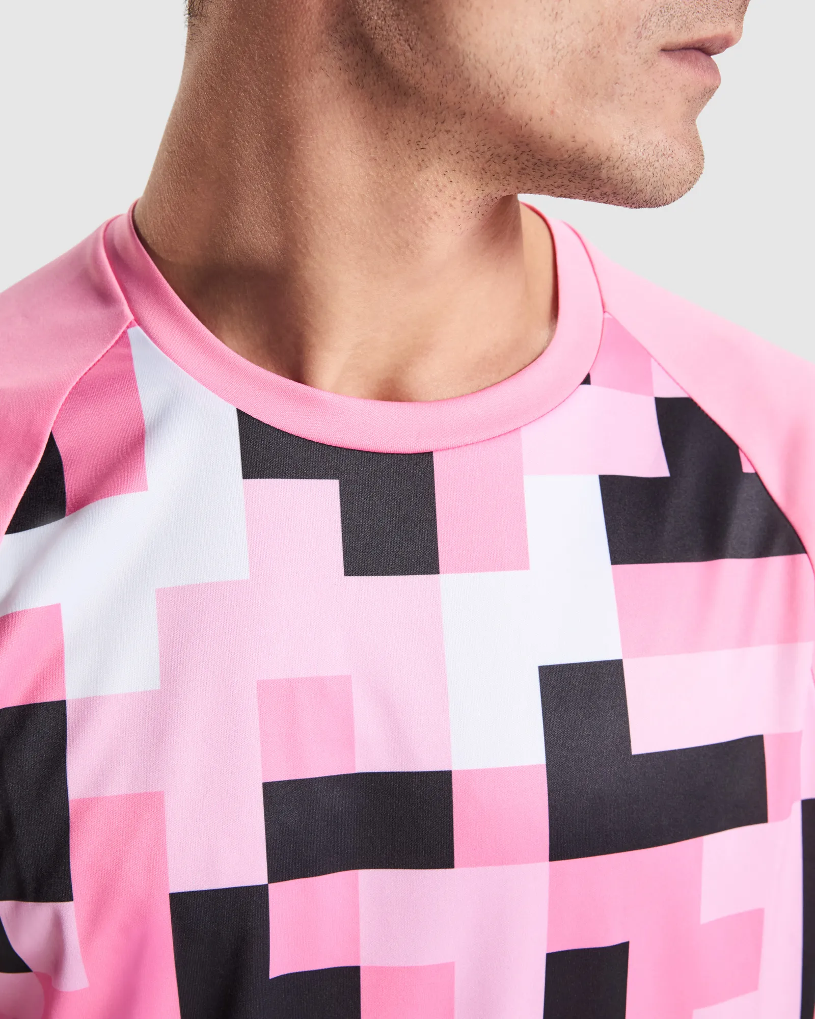 T-shirt tecnica Roly Ventor, Rosa Seda, dettaglio