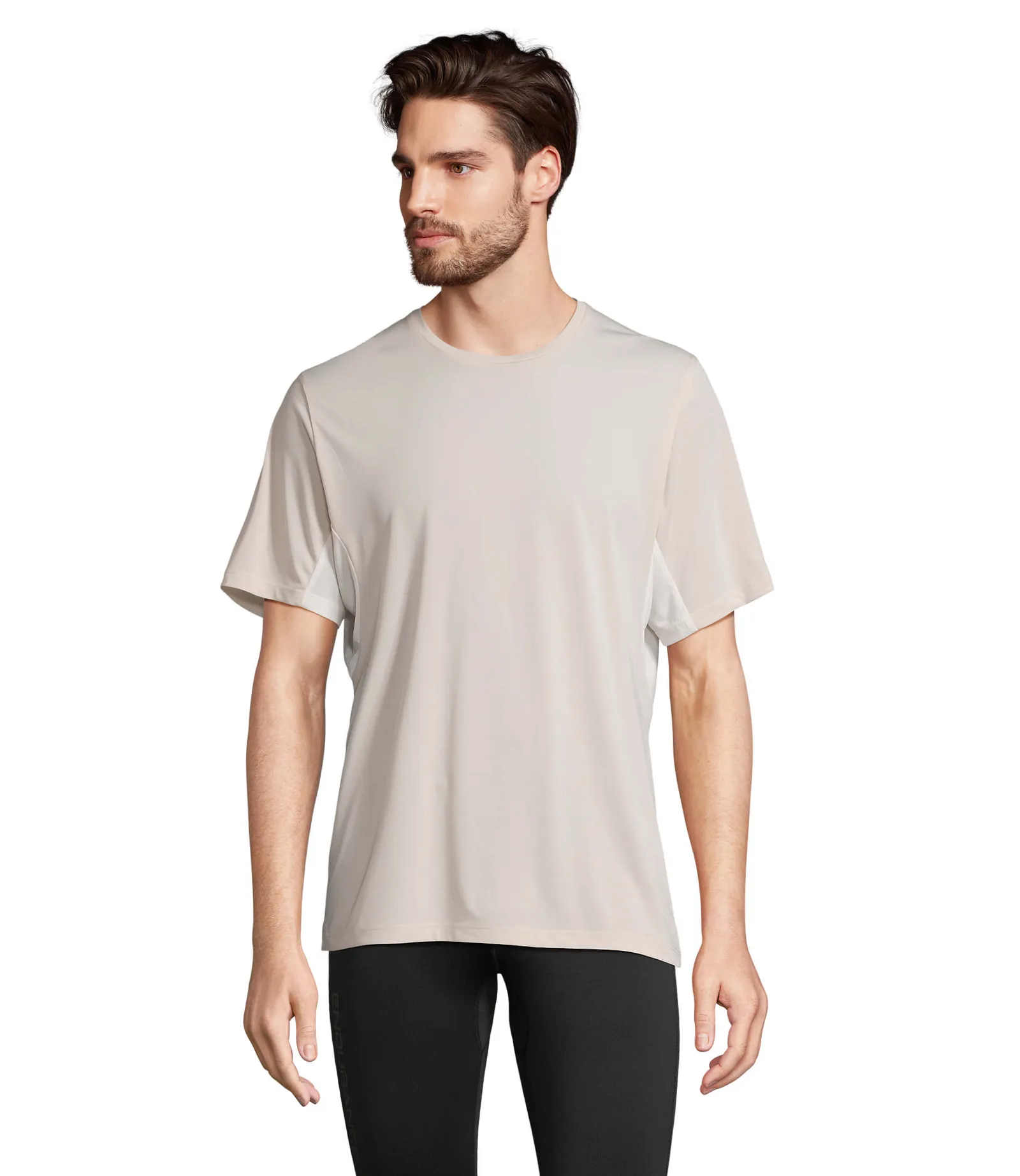 T-shirt tecnica SOL'S Storm, Linen/off-white, su modello, fronte