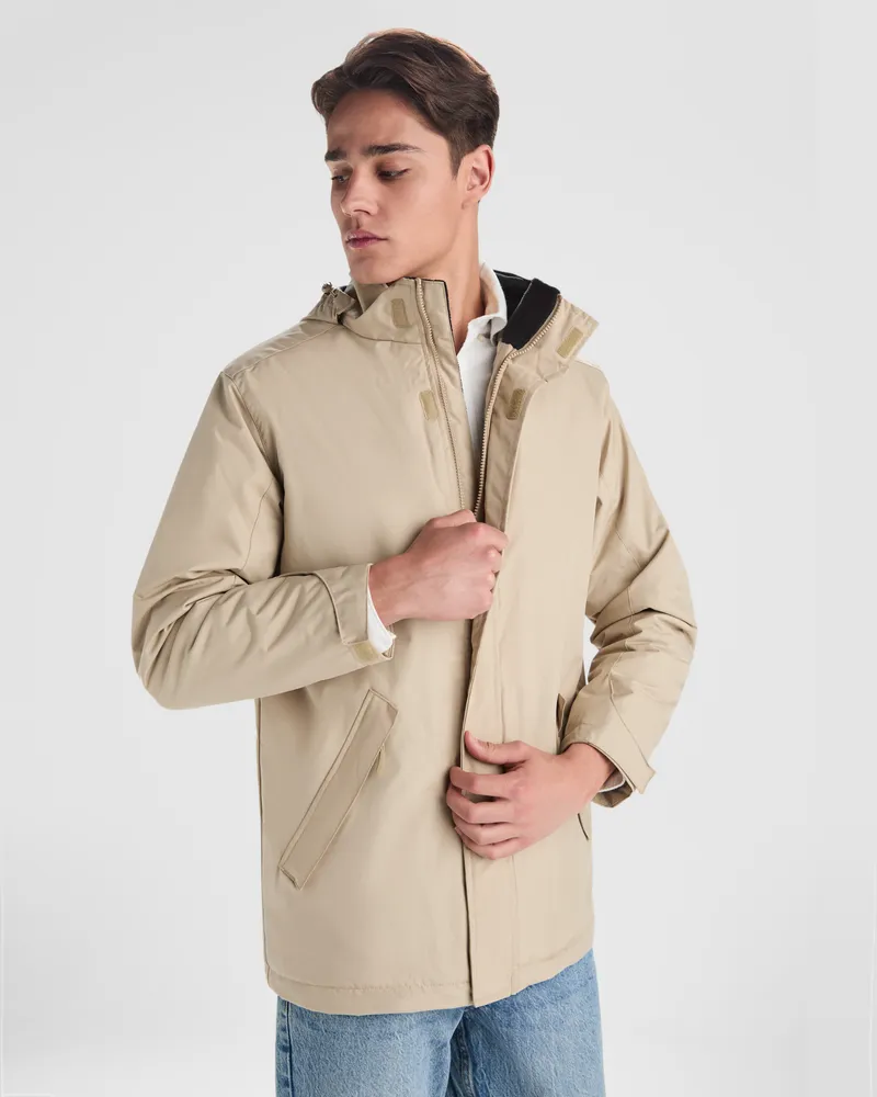 Parka Roly America