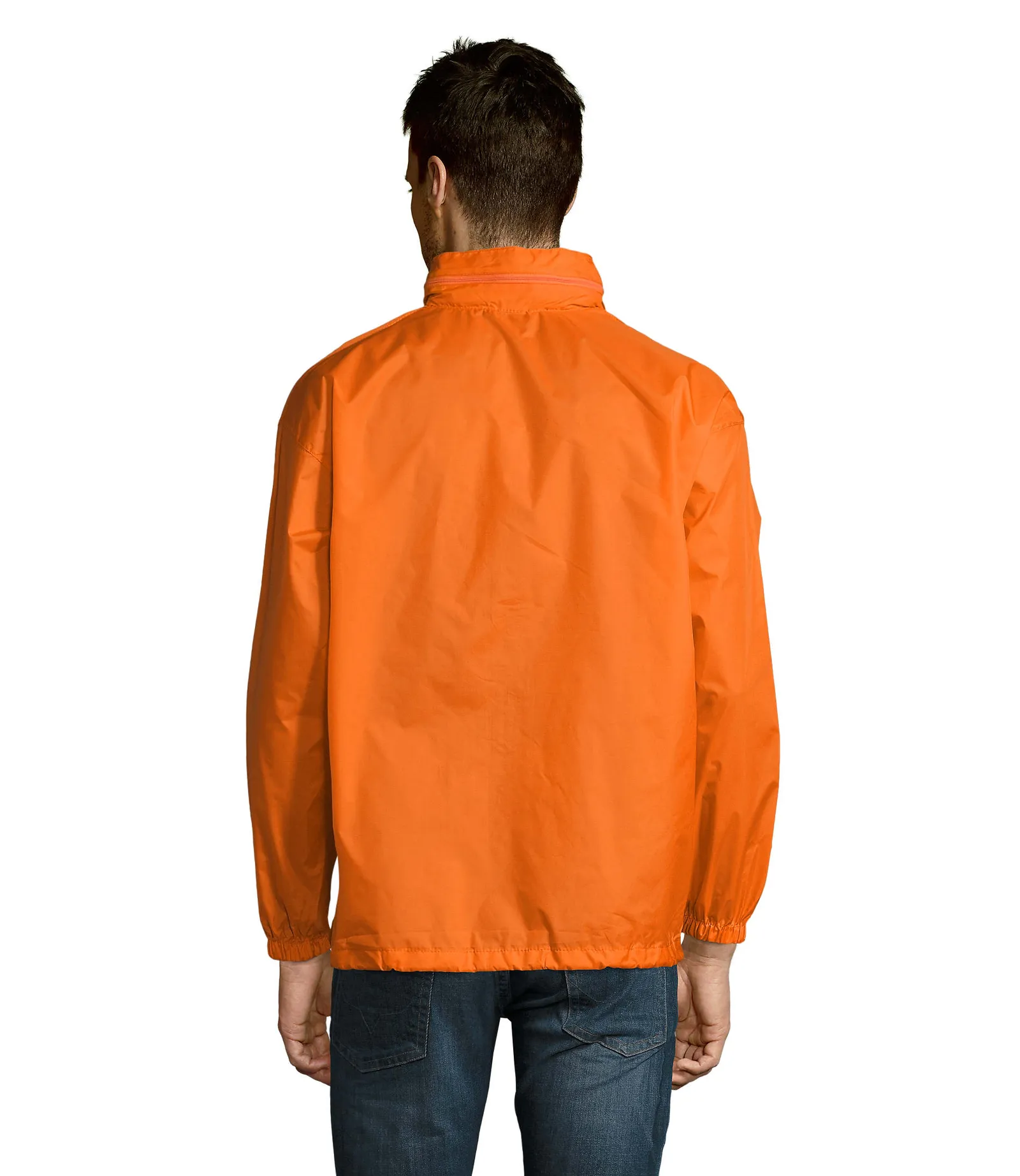 Giacca antivento SOL'S Surf, Orange, su modello, retro
