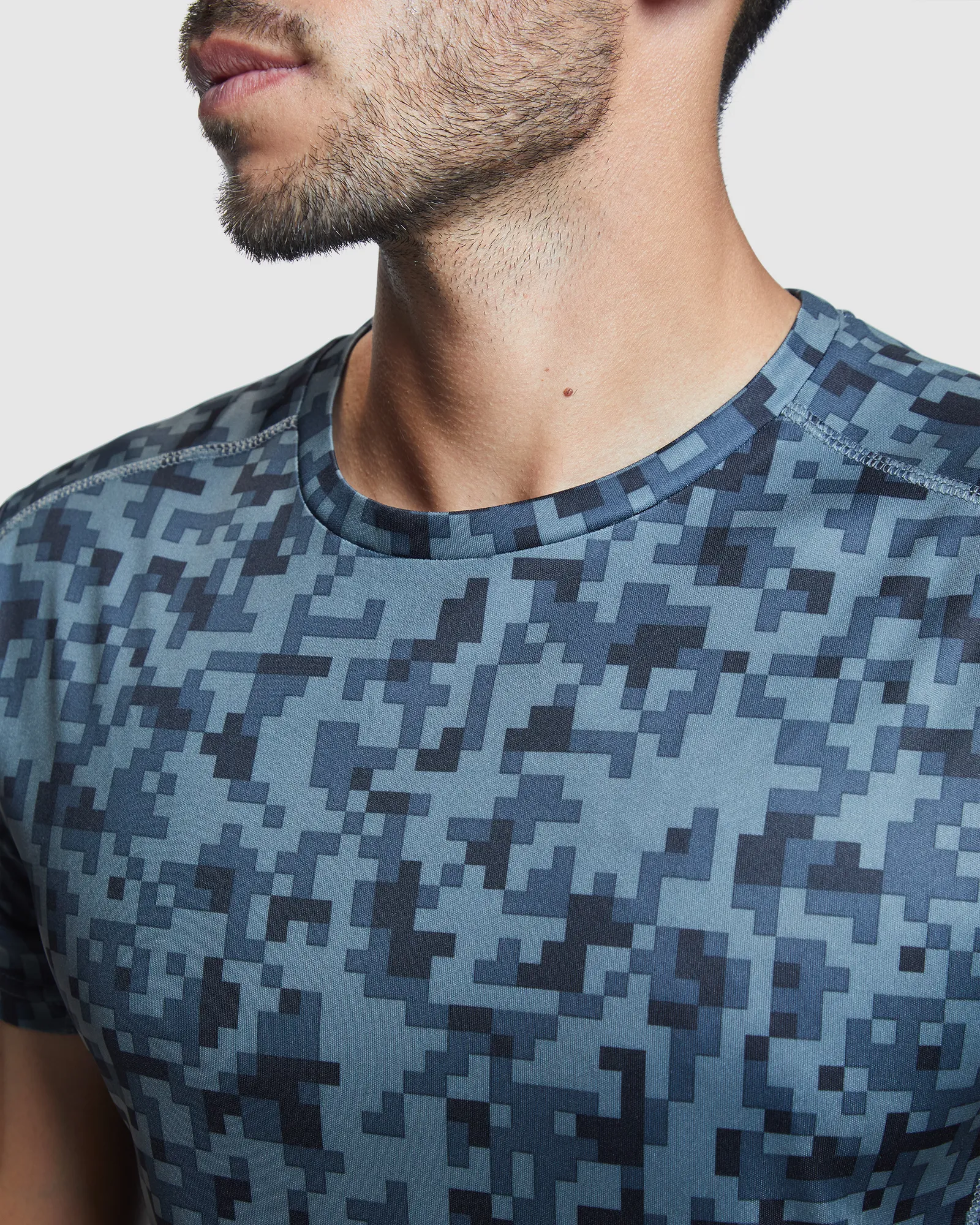 T-shirt tecnica Roly Assen, Pixel Nero, dettaglio