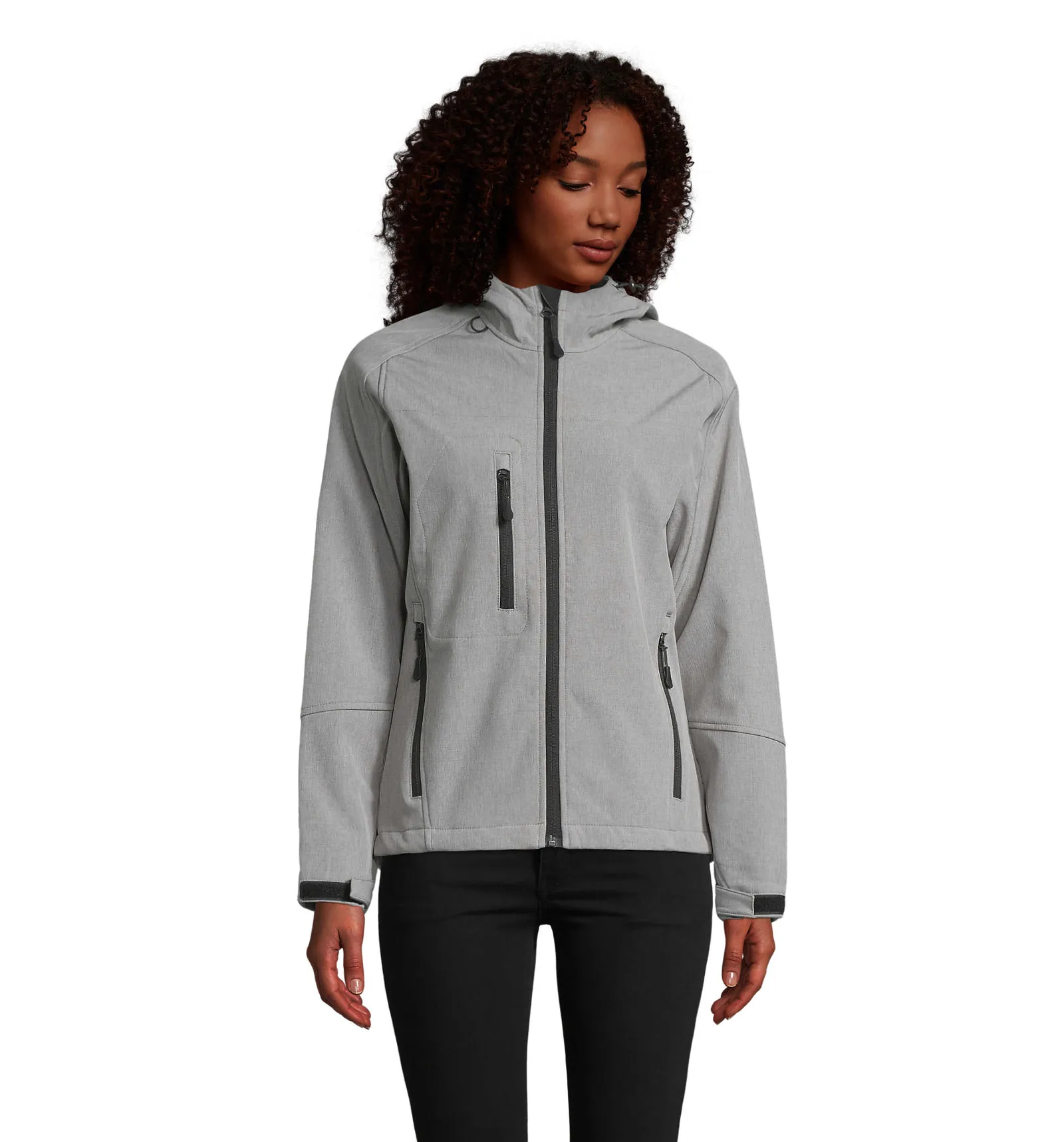 Softshell SOL'S Replay Women, Grey melange, su modello, fronte