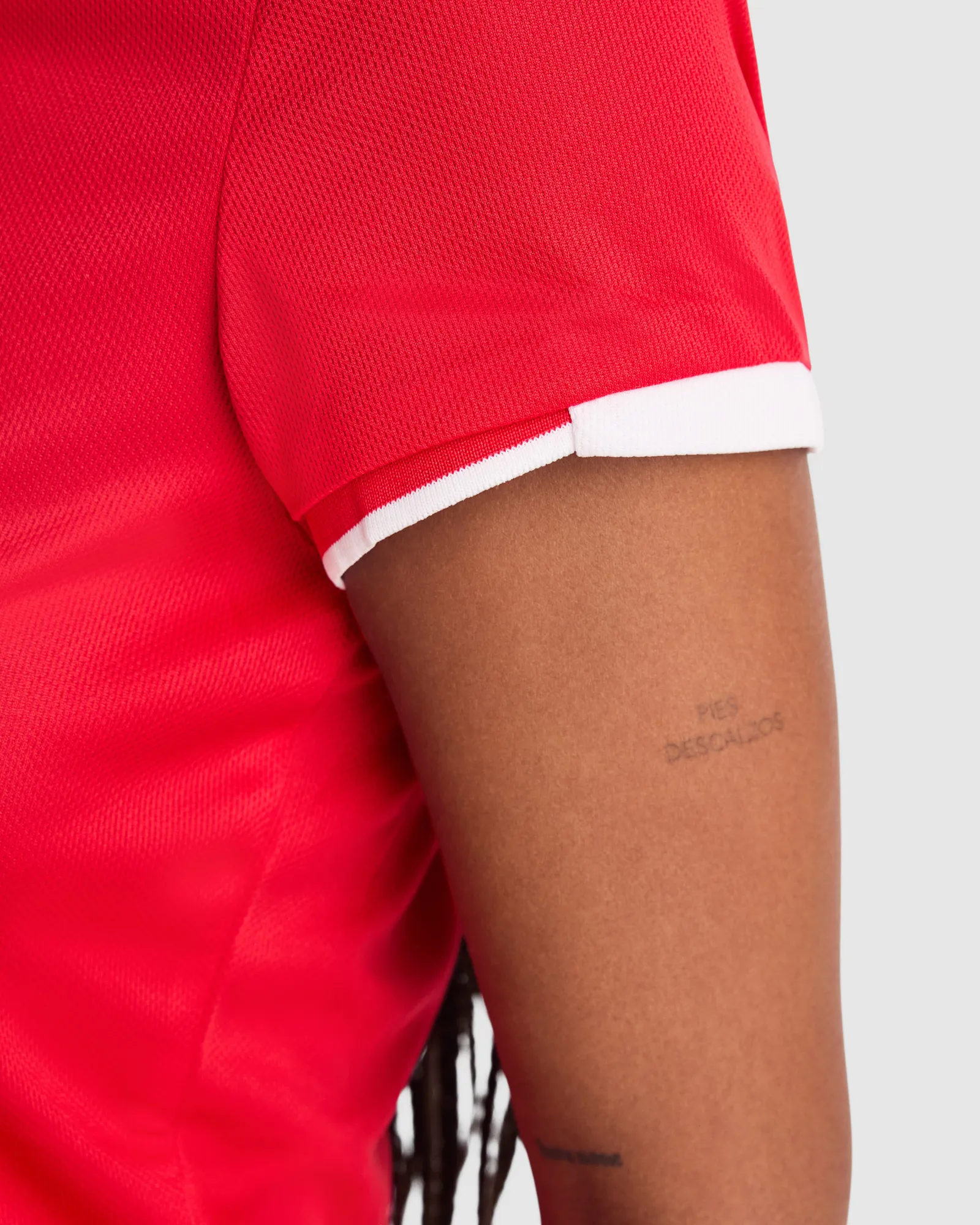 Polo tecnica Roly Tamil Woman, dettaglio 3