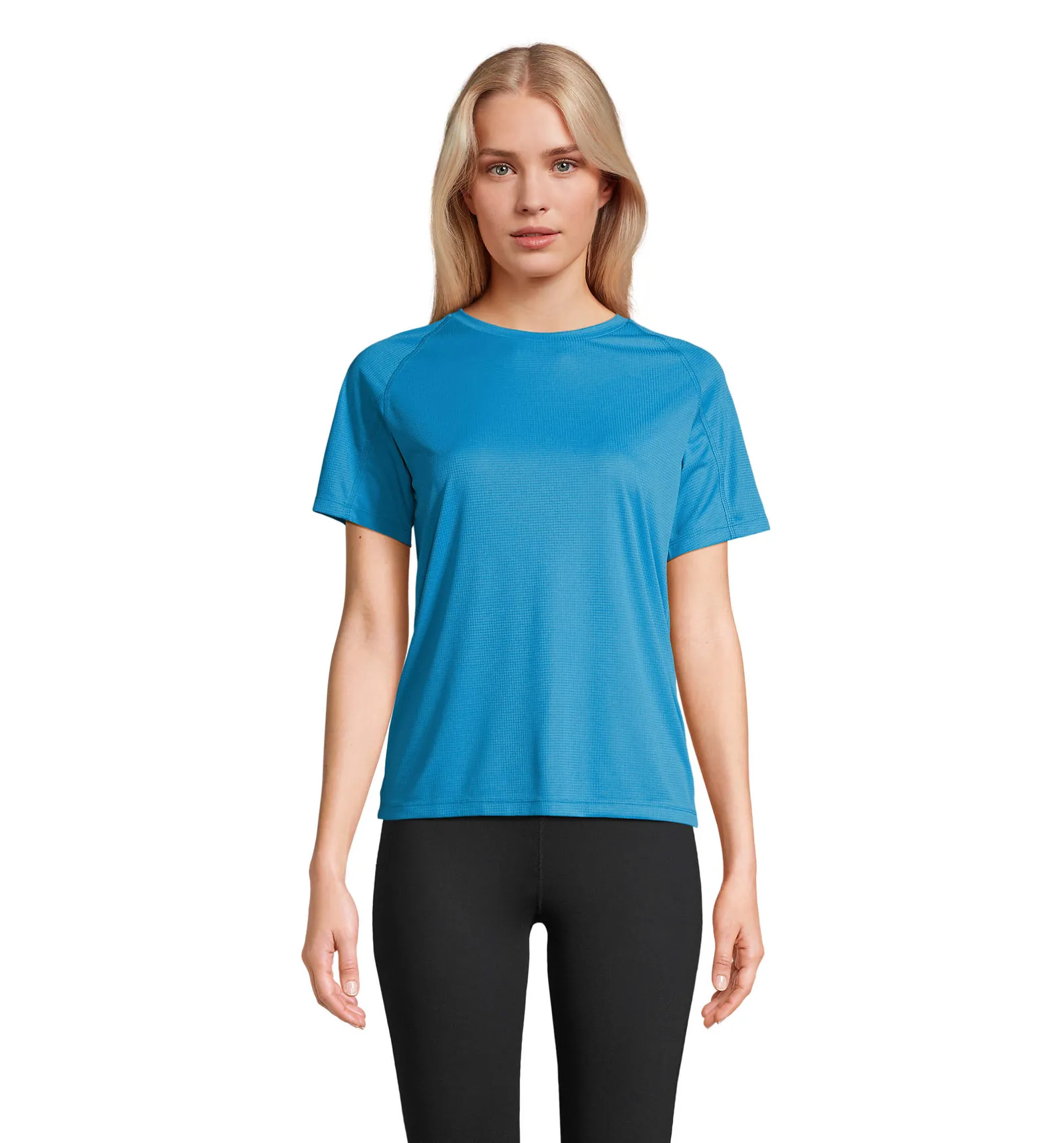 T-shirt tecnica SOL'S Vortex Women, Aqua, su modello, fronte