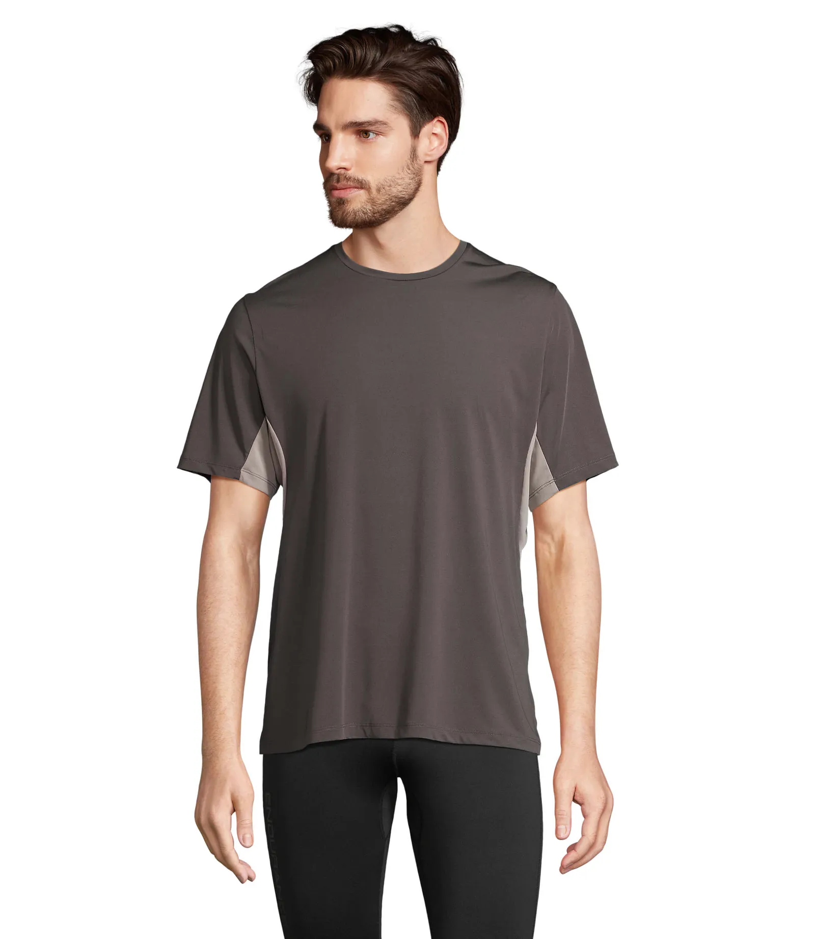 T-shirt tecnica SOL'S Storm, Dark grey/light grey, su modello, fronte